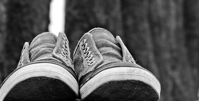 128 new free sound effects: footsteps, glass bottles, jars, power tools and more