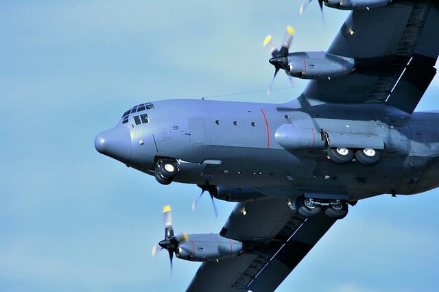 Planes, pots and pans